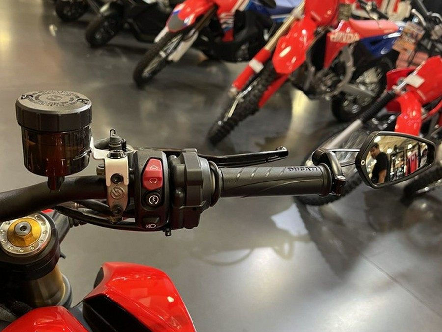 2025 Ducati Streetfighter V2 S