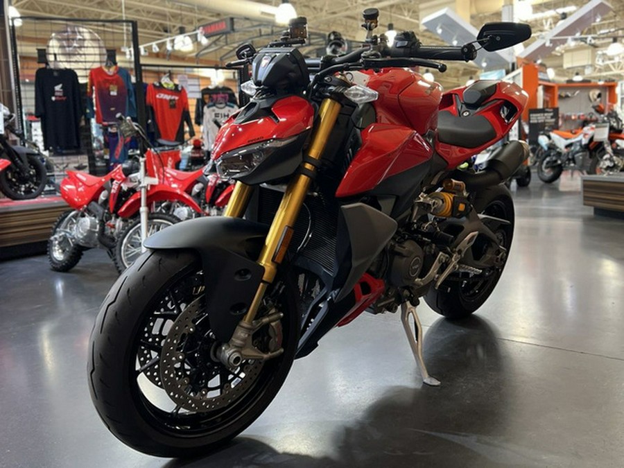 2025 Ducati Streetfighter V2 S