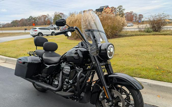 2020 Harley-Davidson® Road King® Special Vivid Black