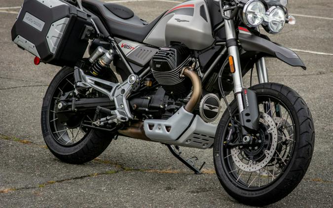 2023 Moto Guzzi V85 TT Travel