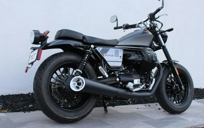 2023 Moto Guzzi V9 Bobber