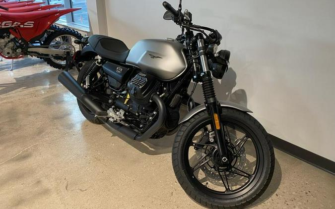 2022 Moto Guzzi V7 Stone E5