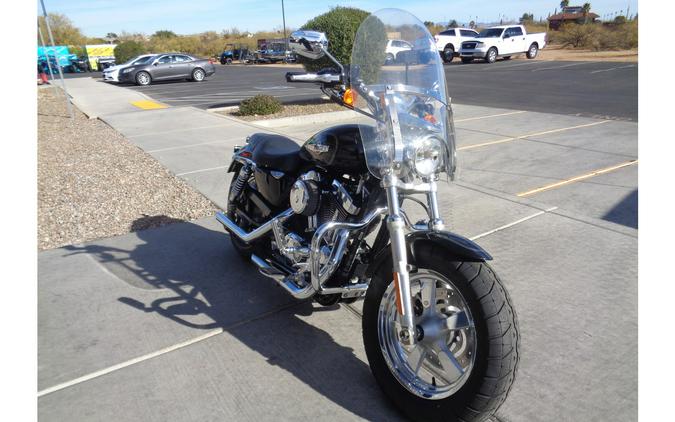 2012 Harley-Davidson® XL1200C 1200 Custom