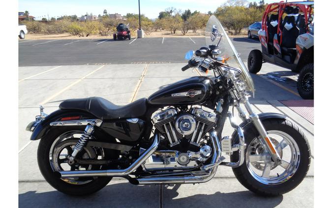 2012 Harley-Davidson® XL1200C 1200 Custom