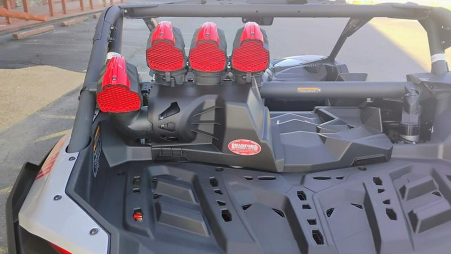 2025 Can-Am® Maverick X3 X mr Turbo RR 64