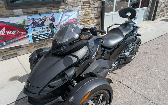 2009 Can-Am Spyder™ GS Phantom Black Limited Edition