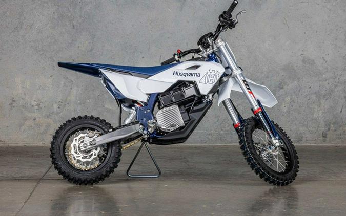 2027 Husqvarna EE 5