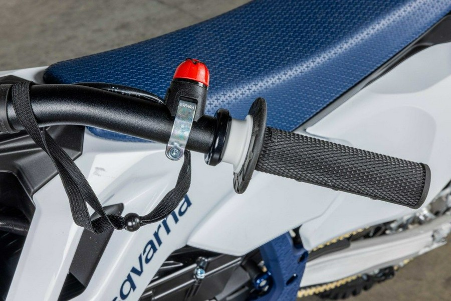2027 Husqvarna EE 5 - VM031868