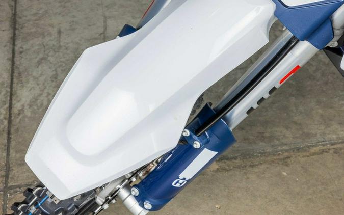 2027 Husqvarna EE 5