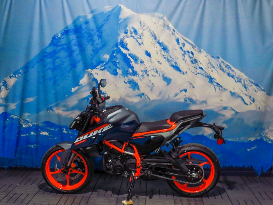 2024 KTM 390 Duke