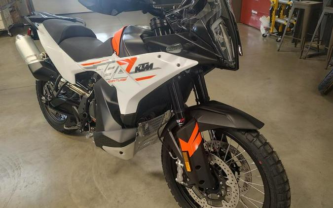 2024 KTM 790 Adventure