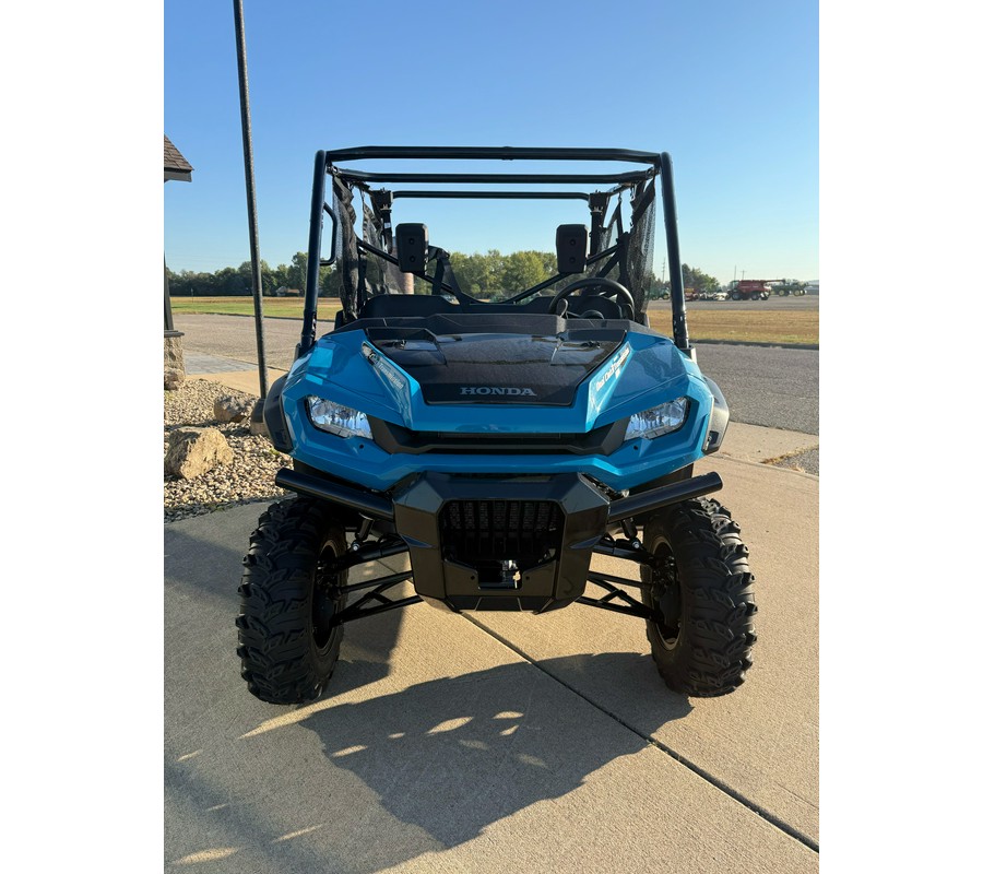2025 Honda Pioneer 1000-5 Deluxe