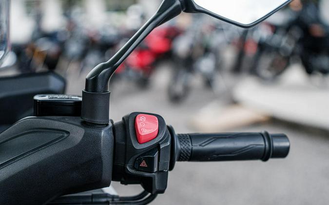 2023 Yamaha Xmax