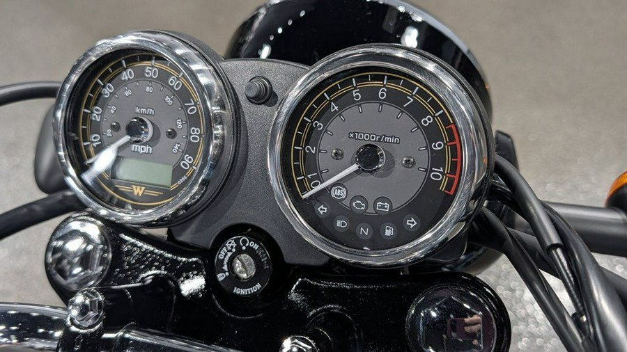 2025 Kawasaki W230 ABS