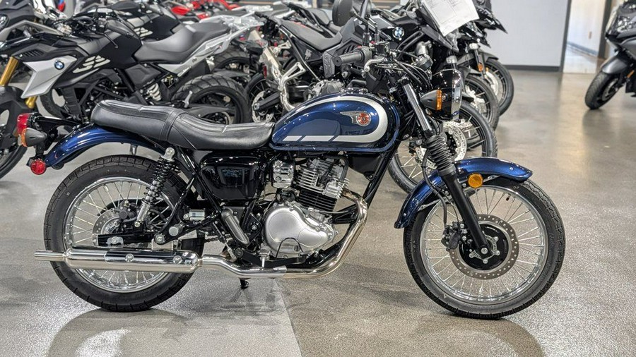 2025 Kawasaki W230 ABS