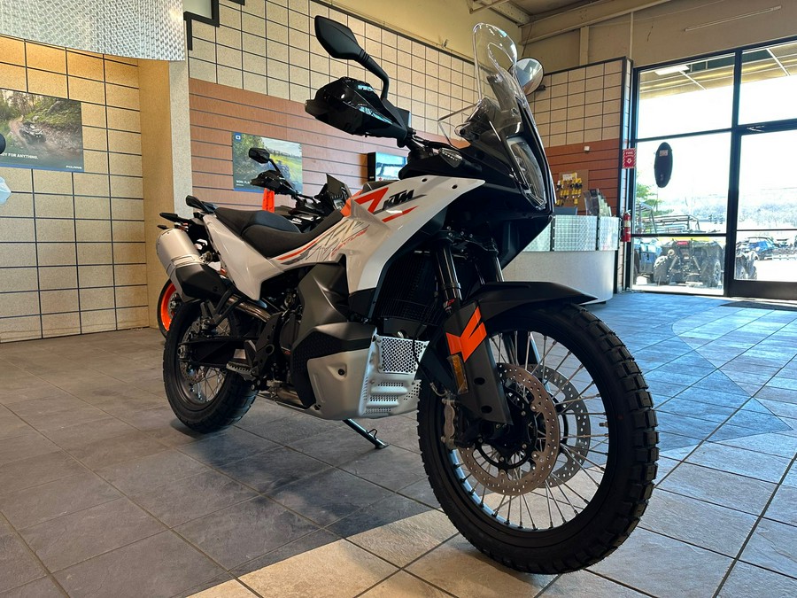 2024 KTM 790 Adventure