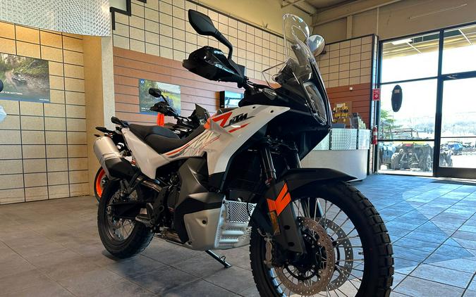 2024 KTM 790 Adventure