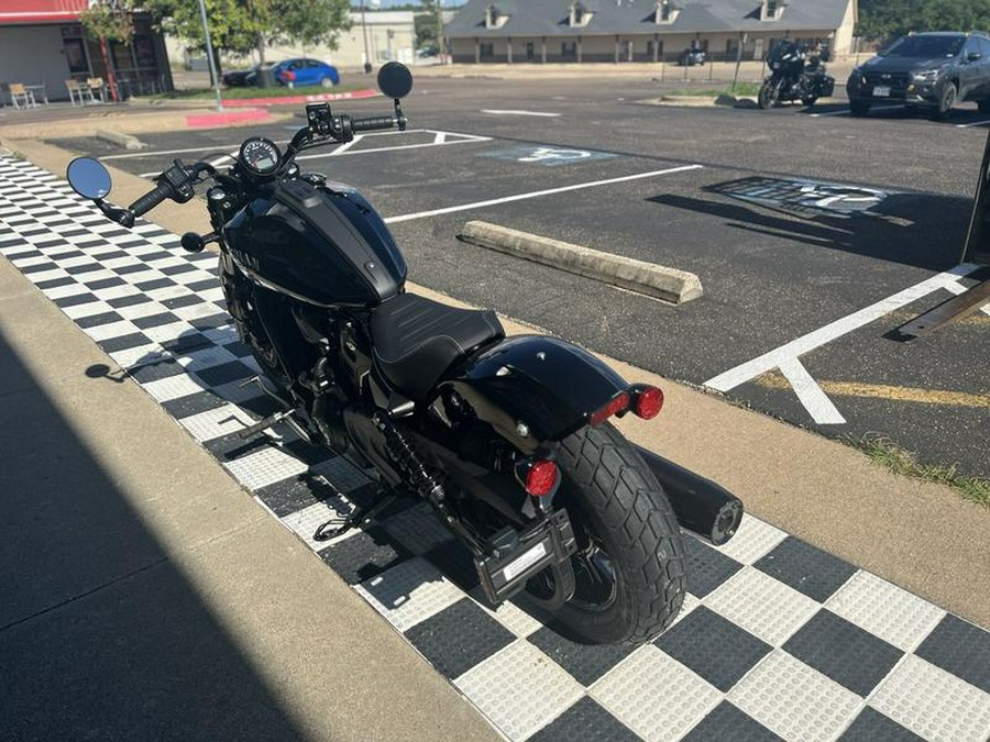 2025 Indian Motorcycle® Scout® Bobber Black Metallic