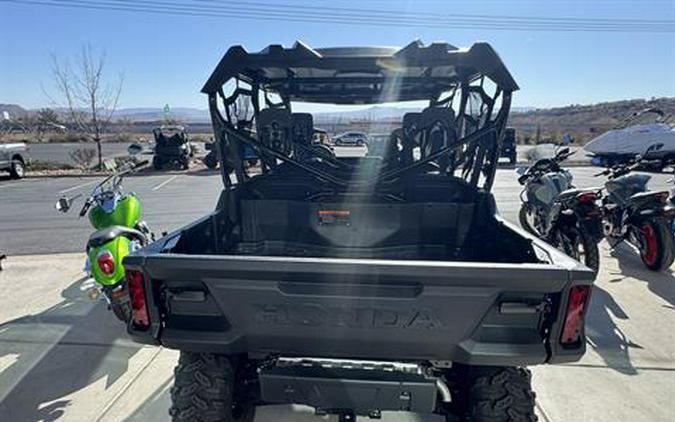 2025 Honda Pioneer 1000-6 Deluxe Crew