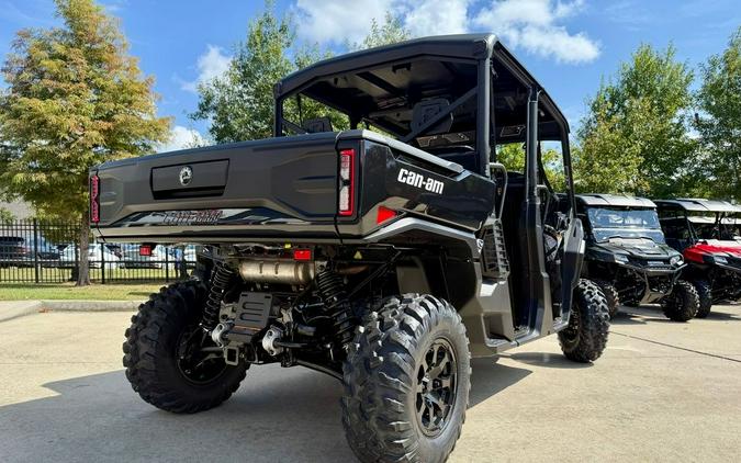 2026 Can-Am® Defender MAX XT HD11 With 10.25 in.display
