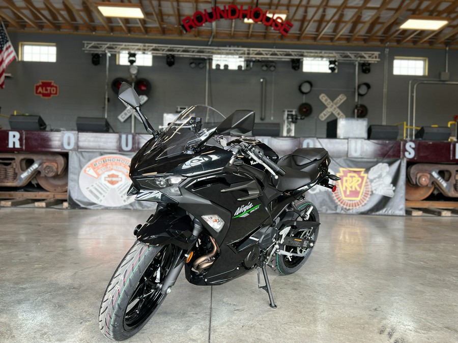 2024 Kawasaki Ninja 500