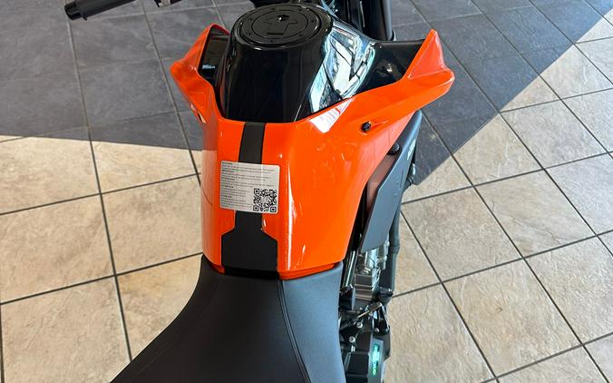 2024 KTM 790 Duke