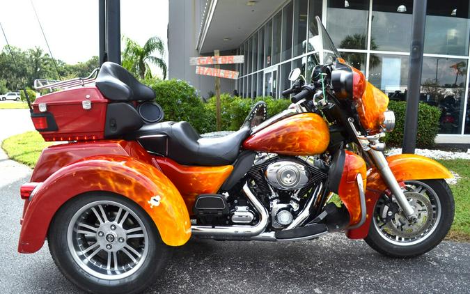 2012 Harley-Davidson Tri Glide Ultra Classic - FLHTCUTG