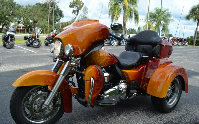 2012 Harley-Davidson Tri Glide Ultra Classic - FLHTCUTG