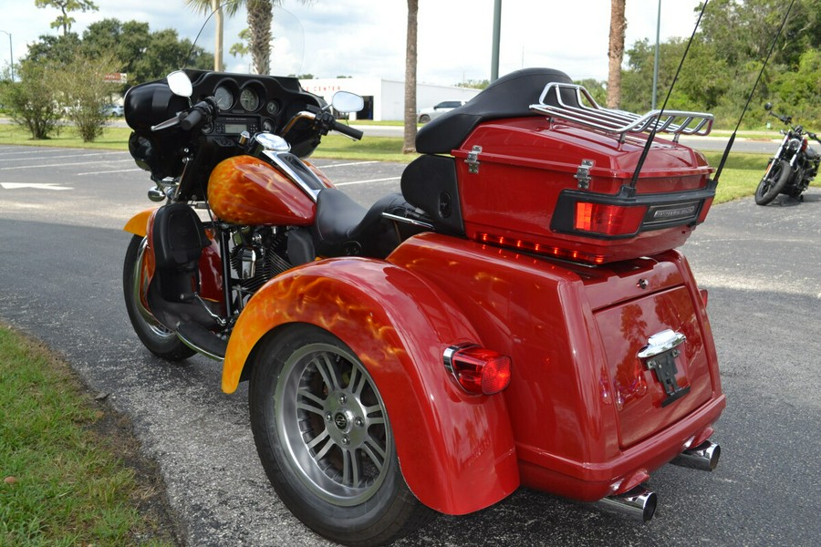 2012 Harley-Davidson Tri Glide Ultra Classic - FLHTCUTG