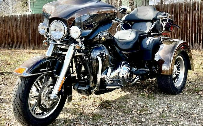 2013 Harley-Davidson® FLHTCUTG - Tri Glide® Ultra Classic®
