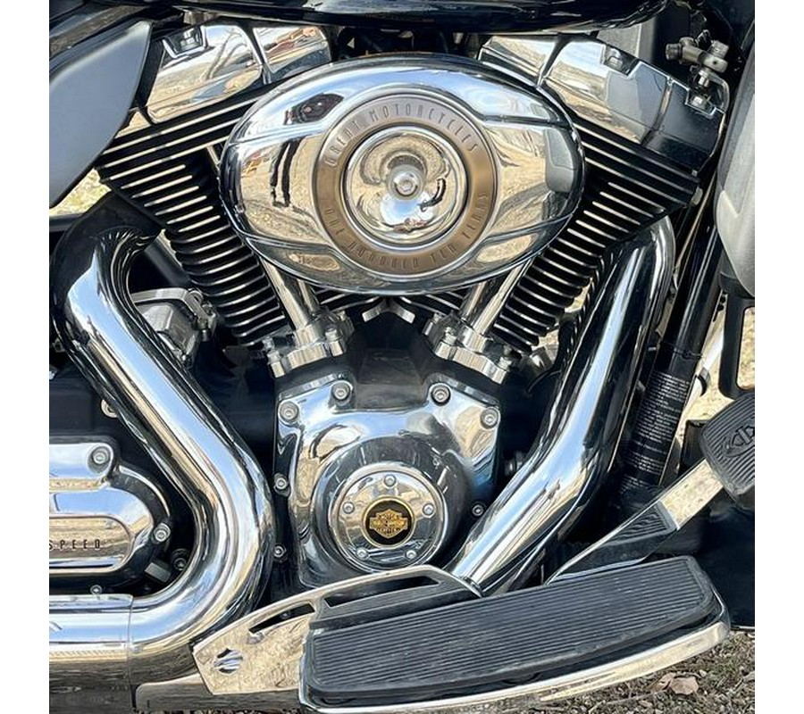 2013 Harley-Davidson® FLHTCUTG - Tri Glide® Ultra Classic®