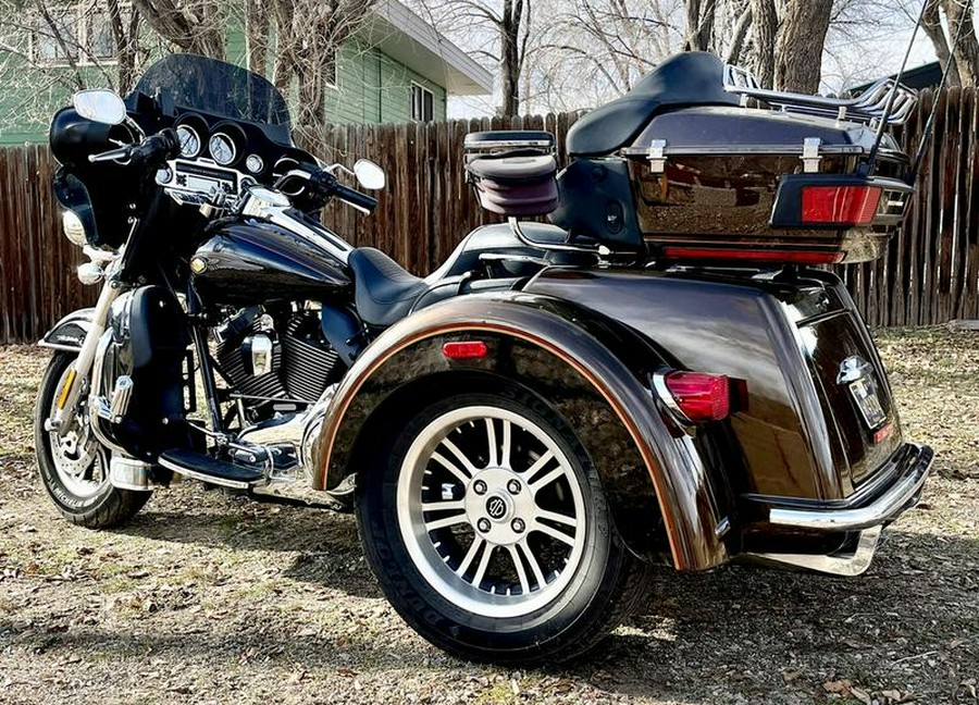 2013 Harley-Davidson® FLHTCUTG - Tri Glide® Ultra Classic®
