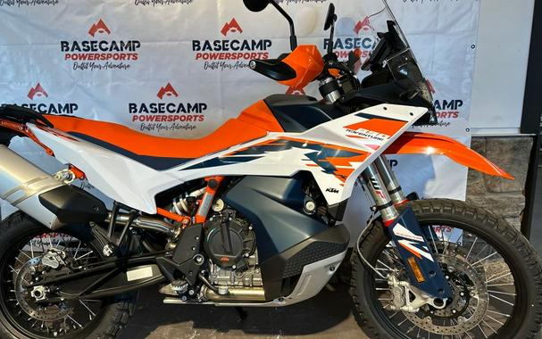 2025 KTM Adventure 890 R