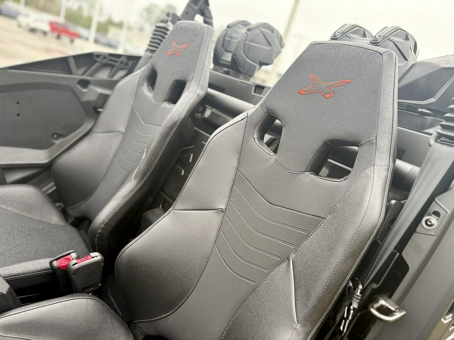 2026 Can-Am® Commander X mr 1000R Dark Wildland Camo