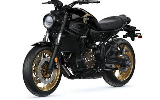 2025 Yamaha XSR700