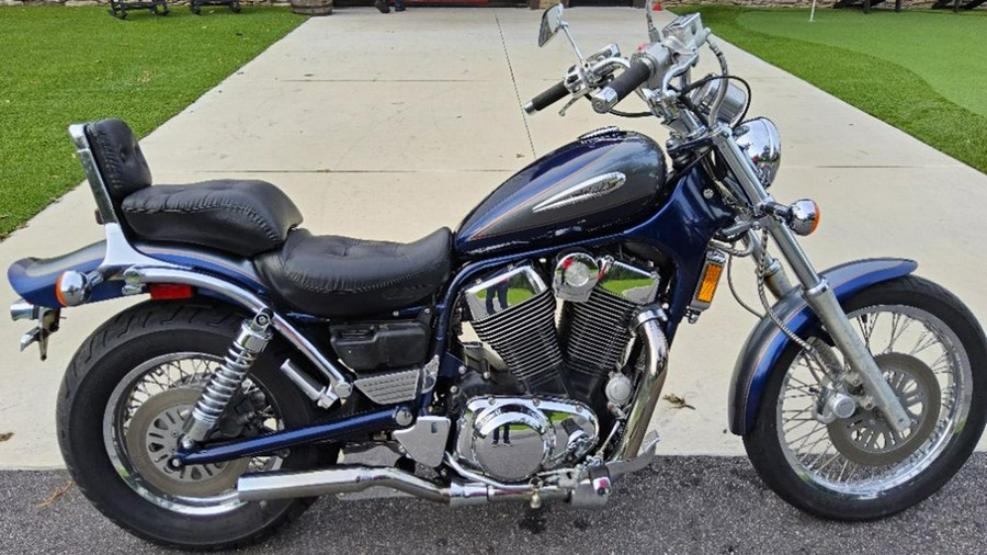 2001 Suzuki Intruder 1400