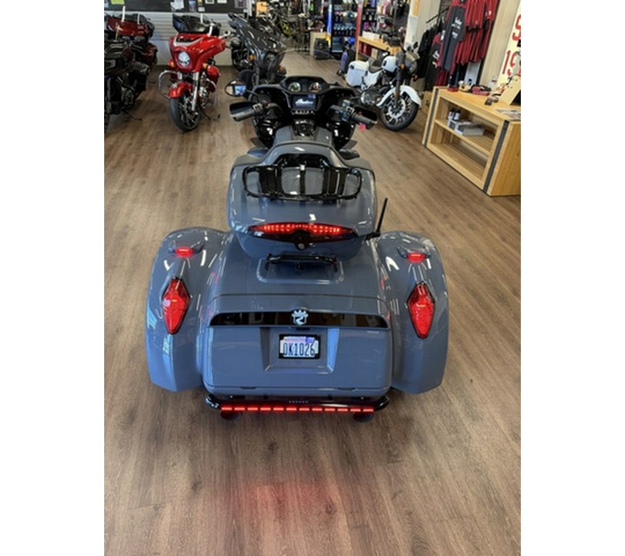 2023 Indian Pursuit Dark Horse W/PP Trike