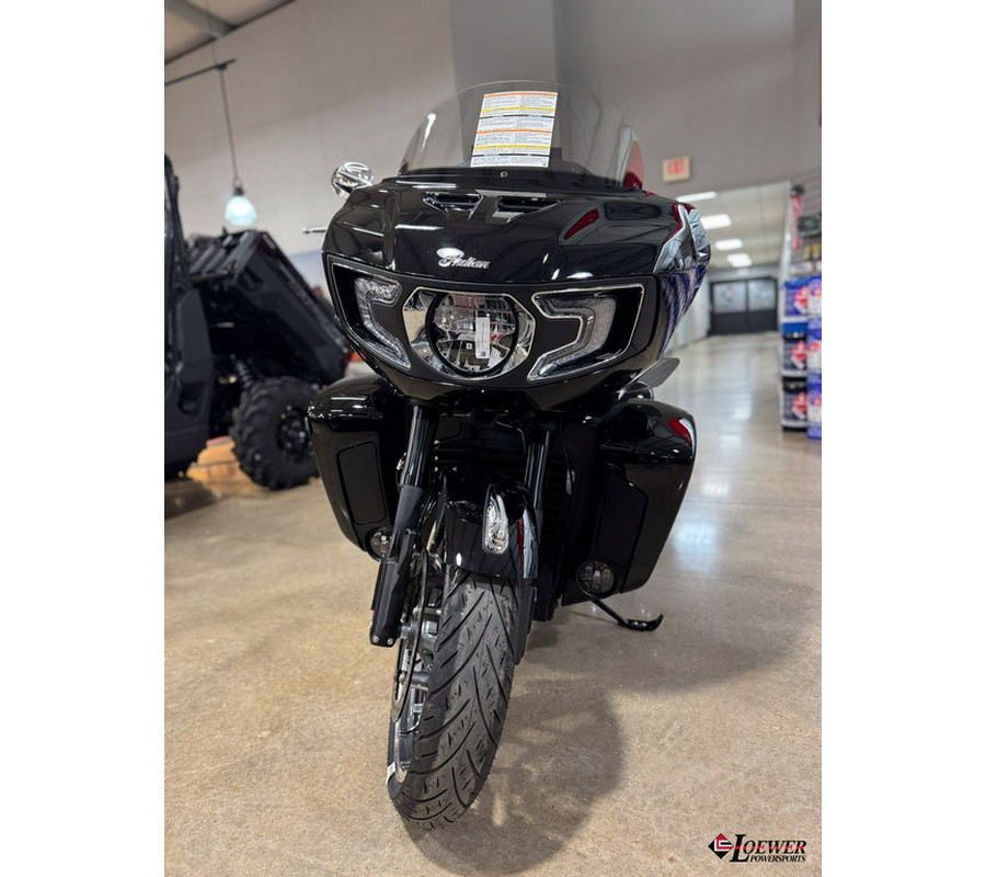 2025 Indian Motorcycle® Pursuit® Limited 112 Black Metallic