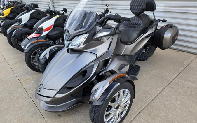 2014 Can-Am Spyder® ST Limited