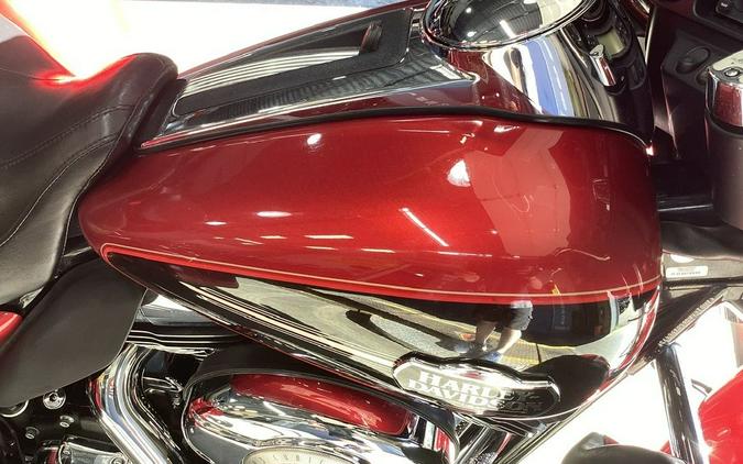 2012 Harley-Davidson® FLHTCUTG - Tri Glide® Ultra Classic®