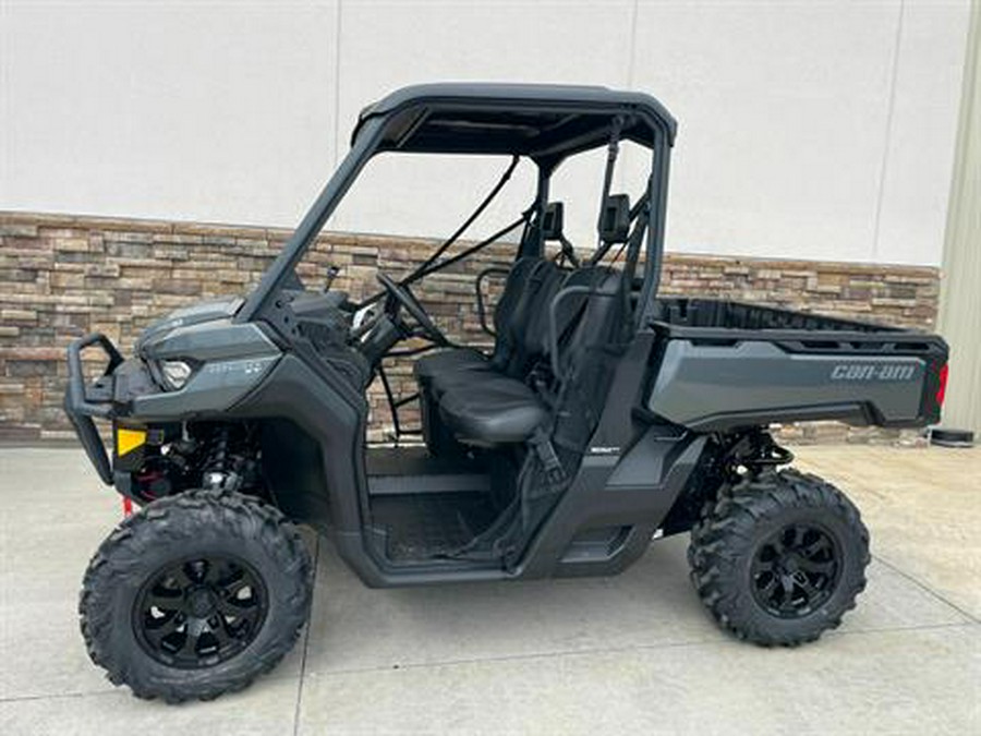 2024 Can-Am Defender XT HD10