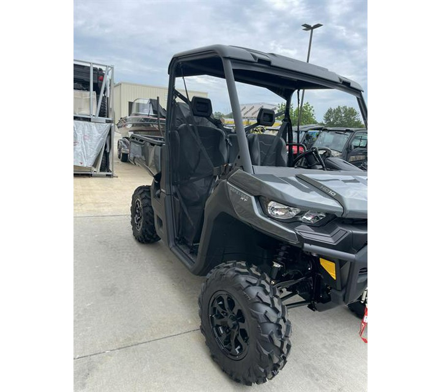 2024 Can-Am Defender XT HD10