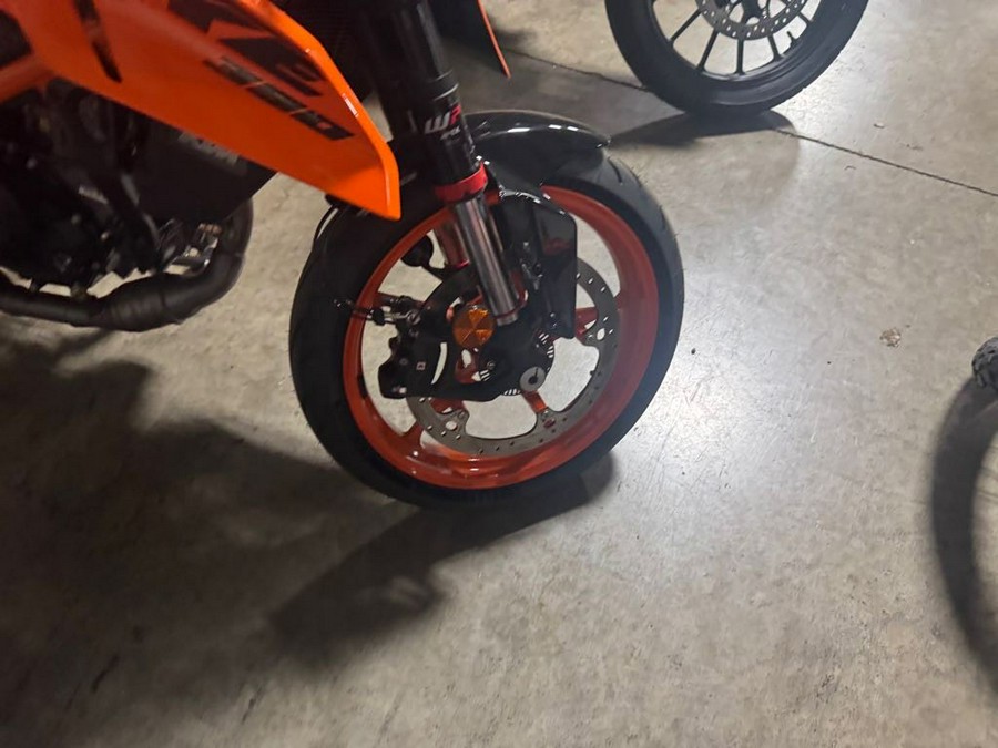 2024 KTM 390 DUKE