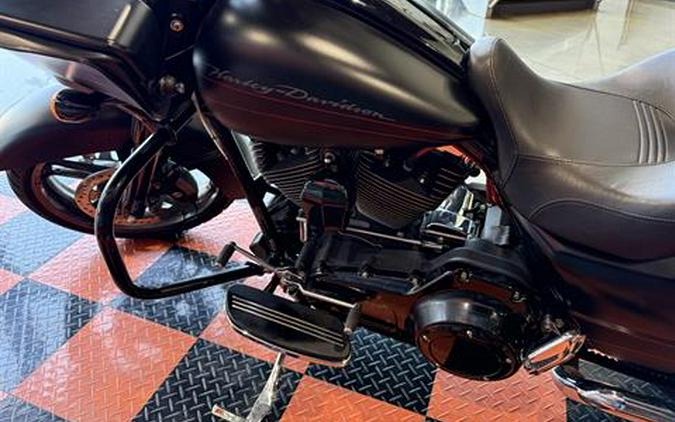 2011 Harley-Davidson Road Glide® Custom
