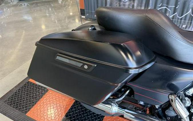 2011 Harley-Davidson Road Glide® Custom