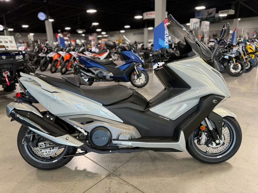 2025 KYMCO AK 550i ABS