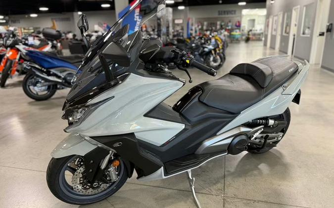 2025 KYMCO AK 550i ABS