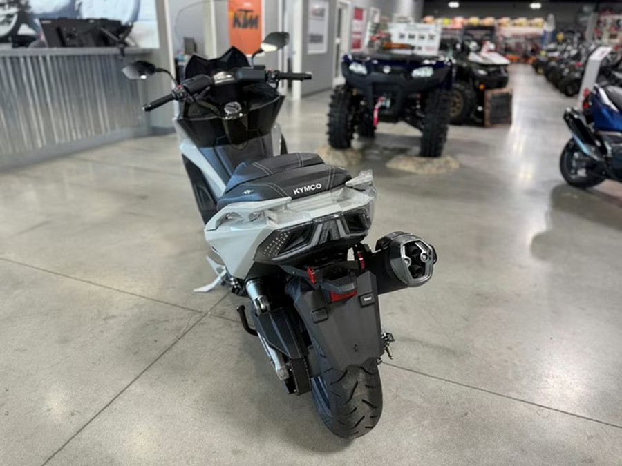 2025 KYMCO AK 550i ABS