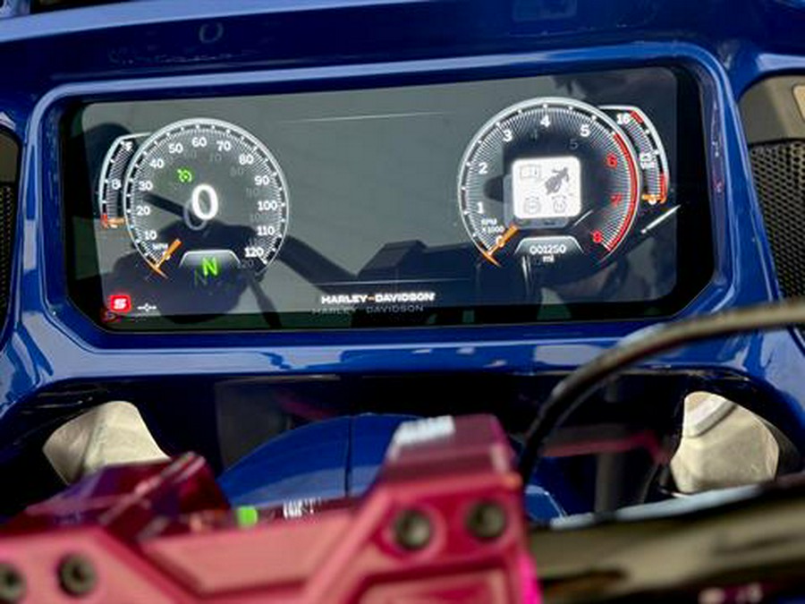 2024 Harley-Davidson Road Glide®