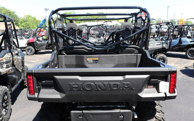 2024 Honda® Pioneer 1000-6 Deluxe Crew